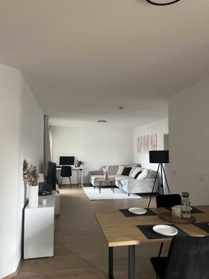 Schöne 2-Zimmer Wohnung mit moderner Einbauküche und 2 Balkonen
