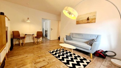 Möblierte 2-Zimmerwohnung mit Balkon in F- Dornbusch