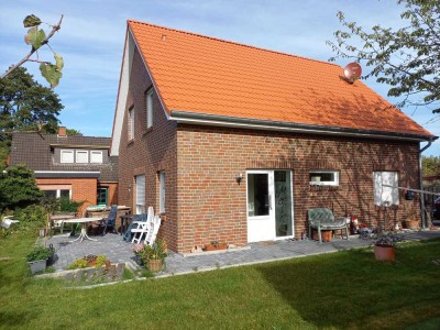 Einfamilienhaus mit Garten