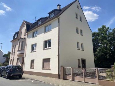 Schöne 2,5-Zimmer-Altbauwohnung in Hildener Citynähe!