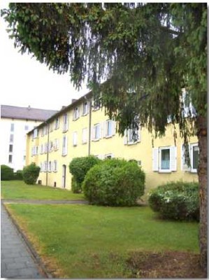 WG-geeignete 2-Zimmer-Wohnung mit Wohnküche zwischen Waldfriedhof und Südpark