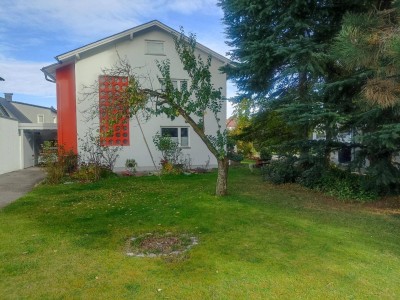 Helle 80 m² Wohnung - Top Ausstattung - Großer Garten zur freien Gestaltung
