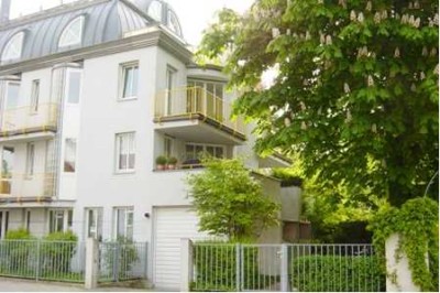 Wohnen mit Flair am Englischen Garten – 2,5 Zimmer im Dachgeschoss mit Dachterrasse