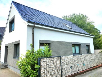 Uetersen -Einfamilienhaus mit Nebengebäude- TOP Aufwendig saniert und modernisiert- ruhig + zentral