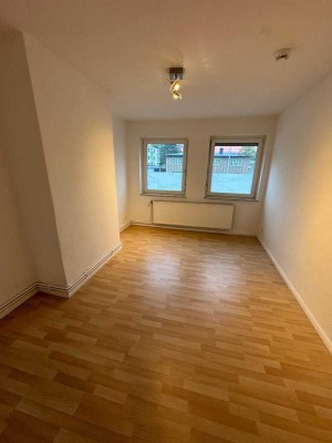 Schöne 3-Zimmerwohnung mit Balkon im Erdgeschoss