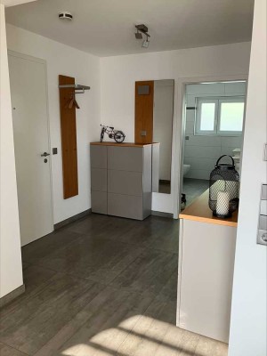 Stilvolle 2-Zimmer-Wohnung mit luxuriöser Innenausstattung mit Einbauküche in Bretten