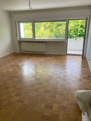 Helle 4-Zimmer Wohnung in Top-Lage am Schlosspark Durlach