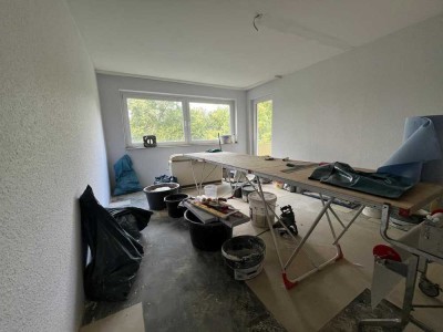 Nach Sanierung 2 Zimmerwohnung mit Balkon zu vermieten!