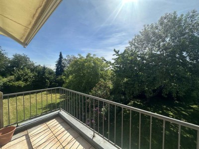 Komfortable, gut geschnittene 3-Zimmer-Wohnung mit 2 schönen Balkonen in Alfter-Oedekoven!
