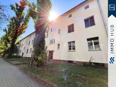 ++ Geräumige helle Zweiraumwohnung mit Balkon und Stellplatz ++