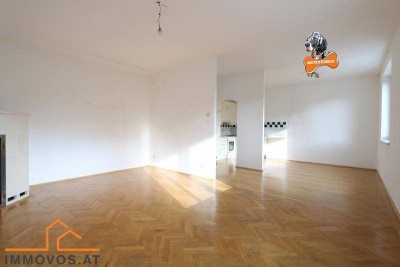 Gepflegter Altbau in Gersthofer Grünlage MIT Balkonoption: Sonnige 2-3 Zimmer im 3. Liftstock mit Sanierungsbedarf