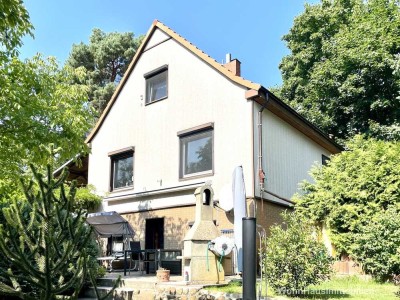 Wo Ideen wurzeln: Neues Zuhause mit Werkstatt und Gartenglück