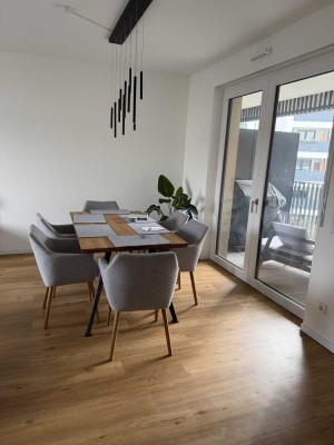 Helle 2,5-Zimmer Wohnung mit Balkon im 2. OG in Düsseldorf-Stadtmitte