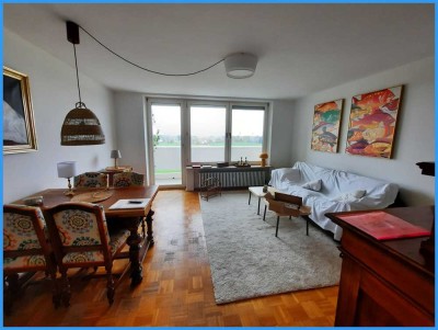 Helle teils modernisierte Maisonette Wohnung im 6 + 7 OG in der Parkstadt Solln, sofort beziehbar.