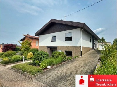 Charmanter Bungalow mit Einliegerwohnung in ruhiger Lage