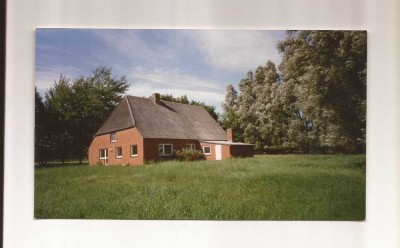 Einfamilienhaus (vormals Bauernhaus) mit großem Grundstück und Ausbaupotential