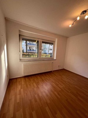 3 Zimmer Erdgeschoss Wohnung FÜR SIE