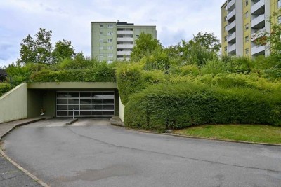 3 ½ Zimmer Maisonettewohnung mit 2 Balkonen, Gäste WC, Aufzug und Tiefgaragenstellplatz
