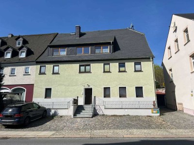 Einzugsbereites Mehrfamilienhaus in zentraler Lage von Thum!