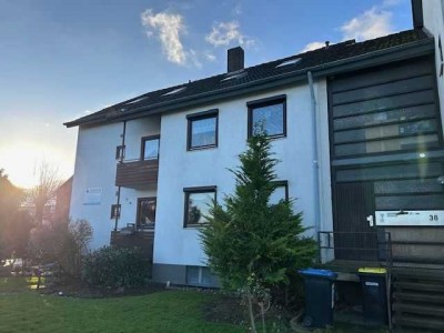 Helle, gepflegte, zentral gelegene, 3,5-Zimmer-Wohnung mit Stellplatz, in Barsinghausen