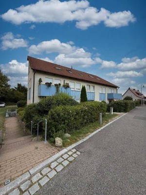 Moderne 2-Raum-Wohnung mit Terrasse & Garten -frisch saniert, möbliert & bezugsfertig!