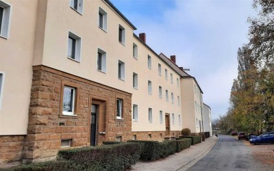 3-Zimmer Wohnung mit Balkon und Kamin