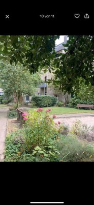 Ansprechende 2,5 ZKB, Erdgeschoss, mit Gartennutzung