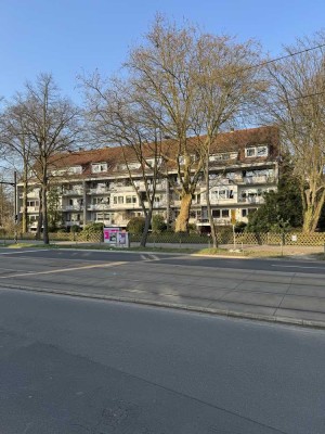 Lichtdurchflutete 2 Zimmerwohnung, EBK, 2 Balkone, TOP LAGE