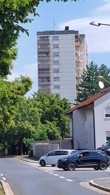 Ansprechende 3-Zimmer-Wohnung mit Balkon in Röthenbach an der Pegnitz