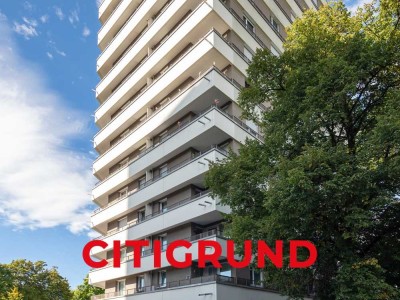 Bogenhausen-Ost - Großzügige Familienwohnung mit sonniger Loggia und Weitblick