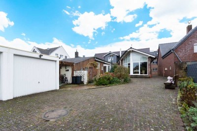 Erdgeschosswohnung mit Terrasse und Garage in zentraler Lage zu verkaufen.