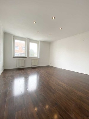 Schöne Wohnung 1. Etage ruhige gelegen, gute Anbindung