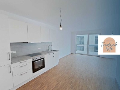 WOHNTRAUM: 2-Zimmer-Wohnung mit großem BALKON und EBK im Neubauquartier "Großherzog Friedrich Höfe"