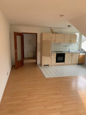 Praktische 1 -Zi.-Whg. in Niefern-Öschelbronn!