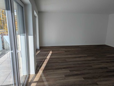 Optional mit EBK! Neubau 3-Zimmer Obergeschosswohnung mit Aufzug und Balkon!