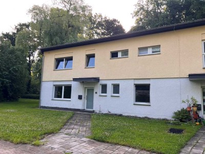 Ruhige 4-Zimmer-Erdgeschosswohnung mit Terrasse und Garten im Grünen