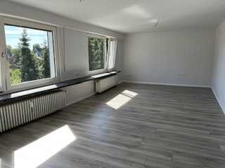 Großzügige renovierte 5-Zimmer Wohnung in Ahlen