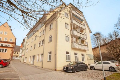 Vermietete 2-Zimmer-Dachgeschosswohnung im Herzen der Stadt Isny