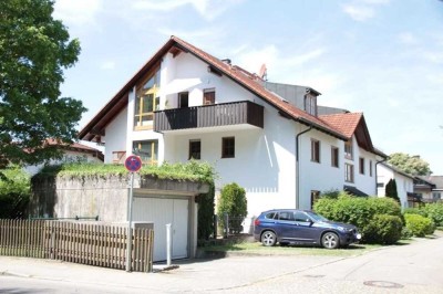 Sonnige Dachgeschoss-Wohnung mit 3 Räumen+ausgebautem Dachspitz+Loggia+hellem Bad+EBK an der Amper