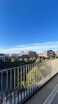 Luxuriöses Penthouse mit 3 Zimmern und Dachterrasse in Hamburg-Altstadt