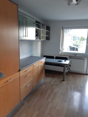 4-Zimmer-Wohnung mit Balkon