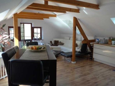 seltene Gelegenheit-großzügige 3-Zimmer-Dachgeschosswohnung mit Dachterrasse und Türmchen!!