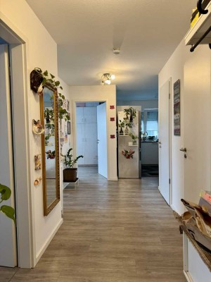 Barrierefreie 3-Zimmer-Wohnung mit gehobener Innenausstattung mit Balkon in Aschaffenburg