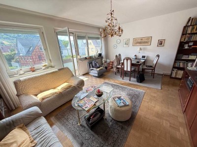 S-WANGEN: Helle, geräumige 2-Zi.-Whg. mit 63 qm * EBK * Balkon + Duplexparker *