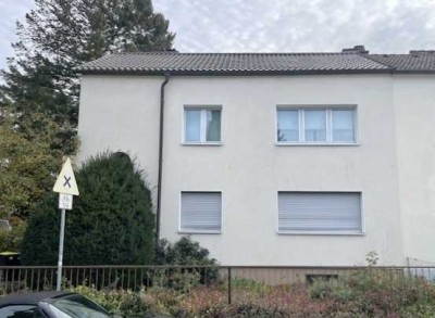 Doppelhaushälfte in ruhiger, bevorzugter Lage
