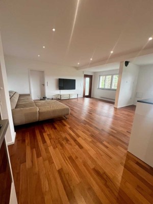 Traumhafte 3,5 Zimmer mit Blick am Killesberg
