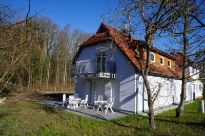 Ostseebad Nienhagen! Moderne Eigentumswohnung in 2-Familienhaus am Gespensterwald!