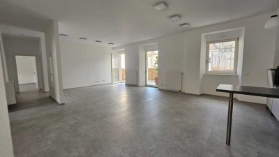Exklusive 3-Zimmer-Wohnung im Herzen von Speyer – hochwertige Innenausstattung mit Balkon und EBK