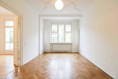 Zwischen Moderne und Historie: 4-Zimmer-Stilwohnung im 2005 saniertem Altbau in Charlottenburg