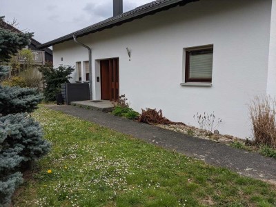 Haus mit ELW und Garten